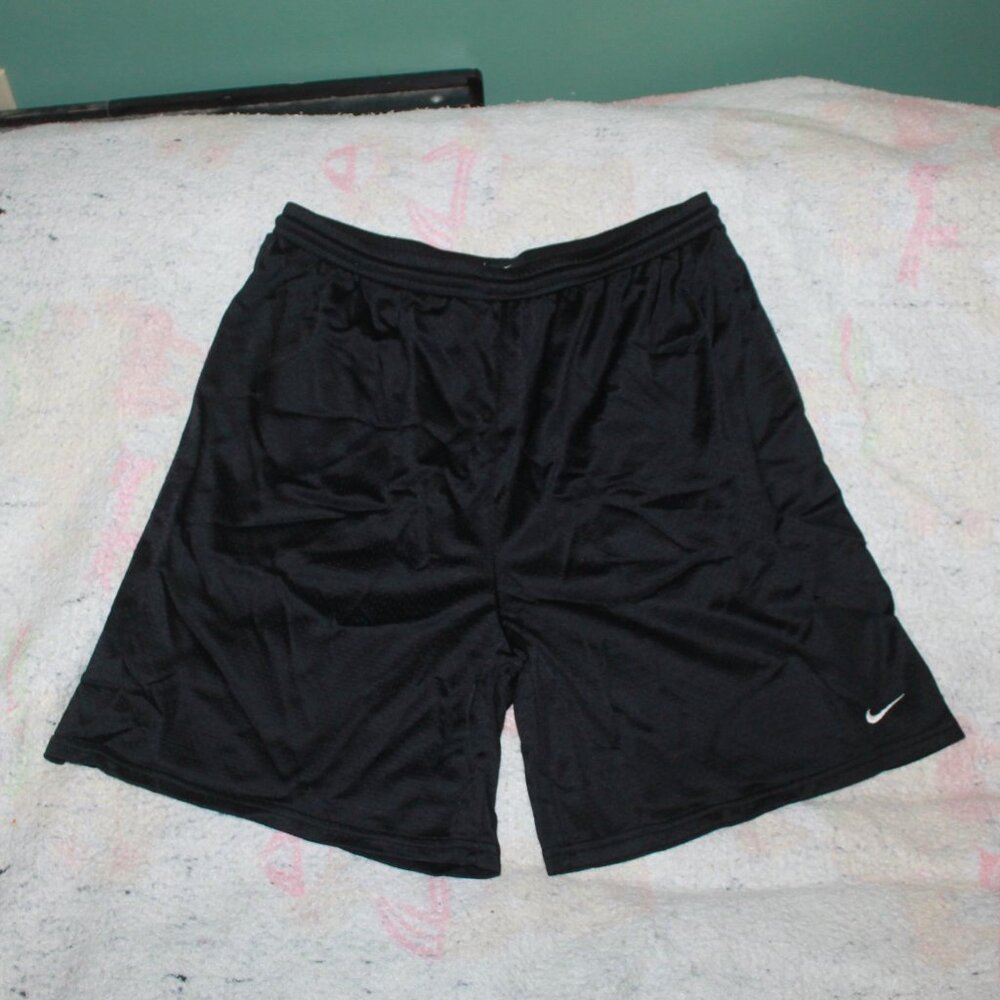 Nike Men's Black Athletic Mesh Drawstring Shorts Size Large